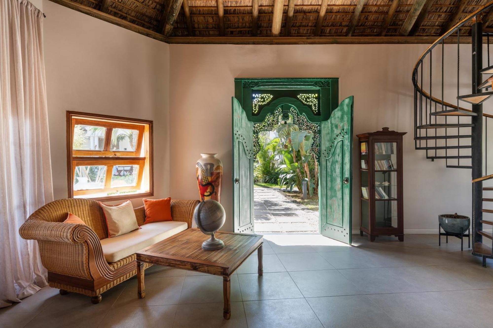 Constance Sakoa Boutik Hotell Trou aux Biches Exteriör bild