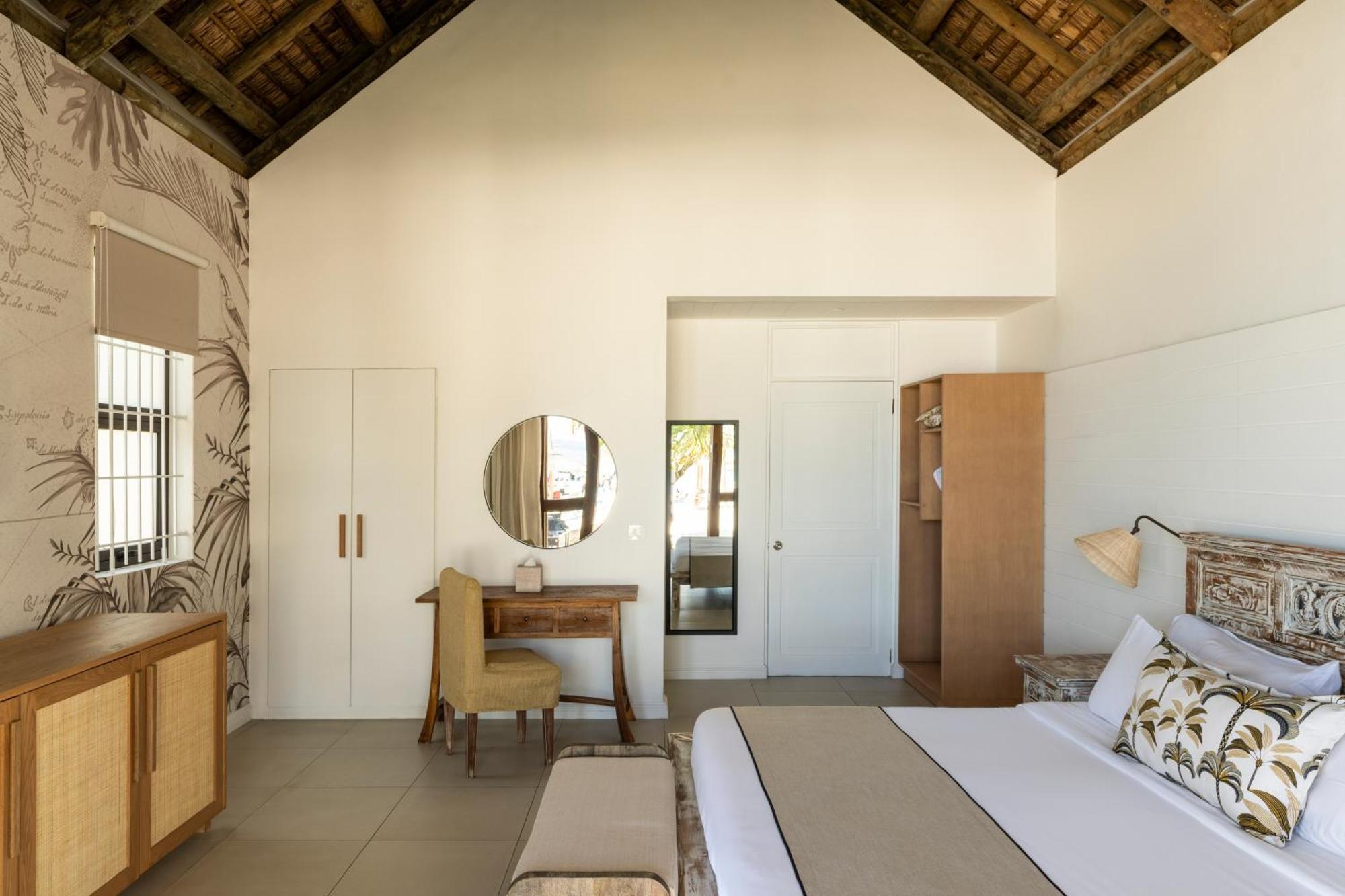 Constance Sakoa Boutik Hotell Trou aux Biches Exteriör bild
