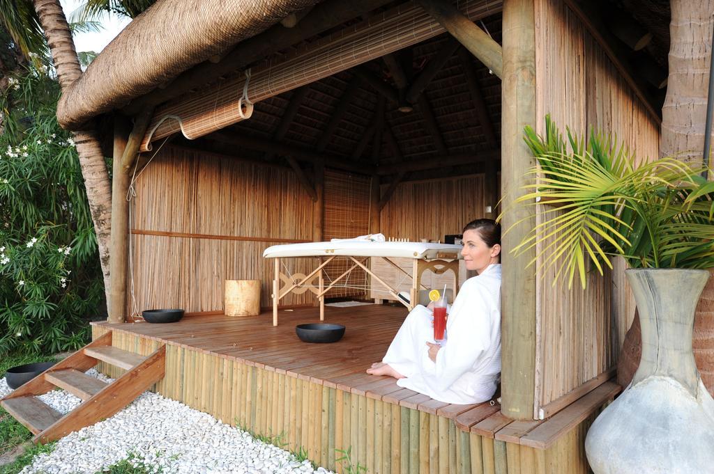 Constance Sakoa Boutik Hotell Trou aux Biches Exteriör bild